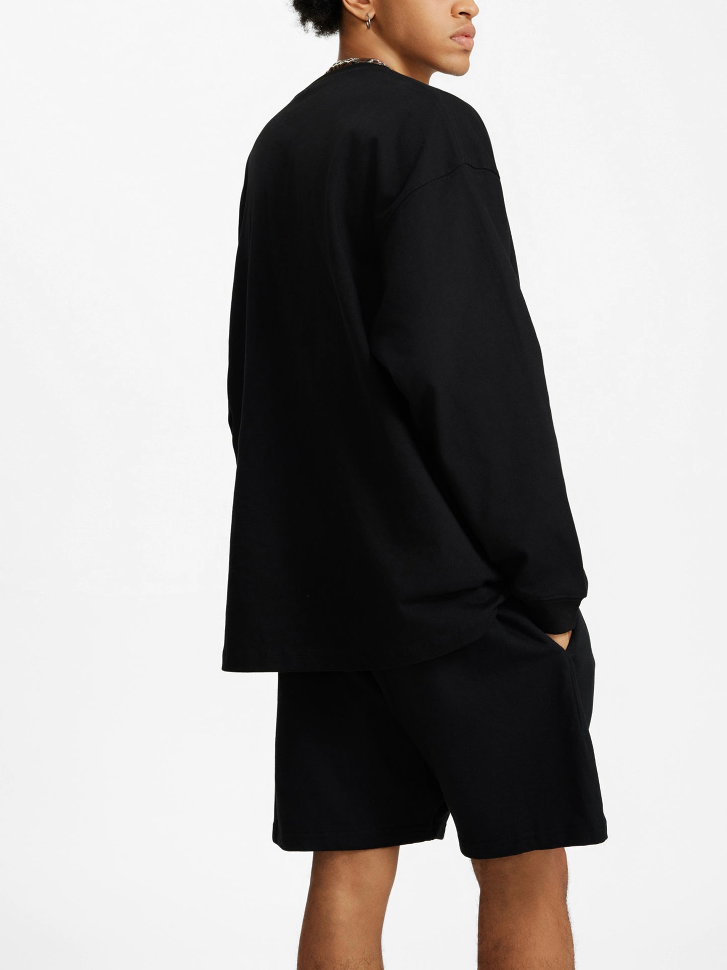 305 GSM | 9oz 'BLACK' LONGSLEEVE