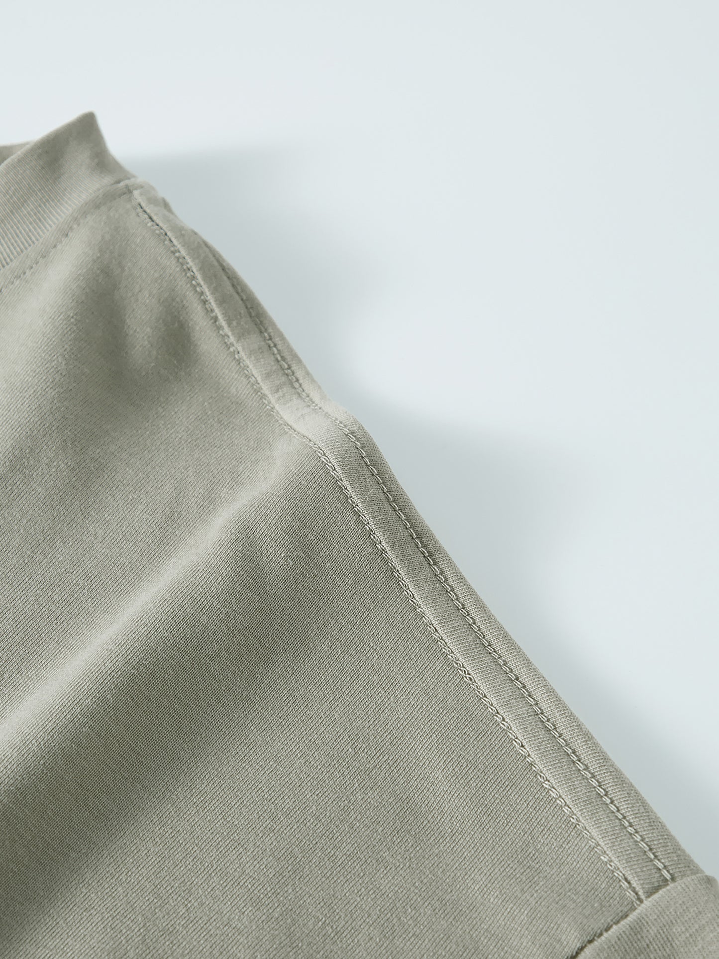 305 GSM | 9oz 'OLIVE GREEN' LONGSLEEVE